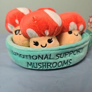 What Do You Meme EMOTIONAL SUPPORT MUSHROOMS Squishy Mini‎ Plushies 5 Pieces